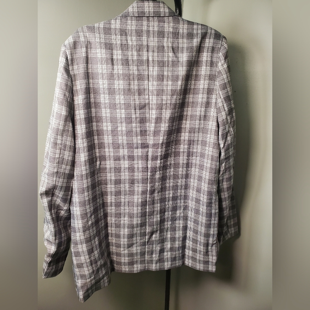 Fashion Nova Gray Plaid Blazer - Picture 6 of 6